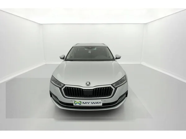SKODA Octavia SW (2024) — foto 12 van 35