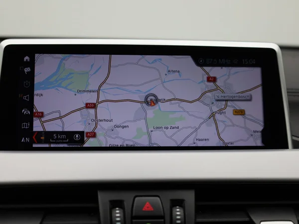 BMW X2 (2021) — foto 13 van 49