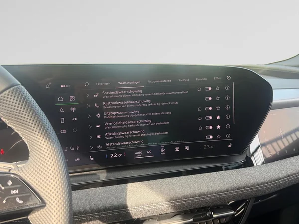 AUDI Q6 e-tron (2025) — foto 6 van 19