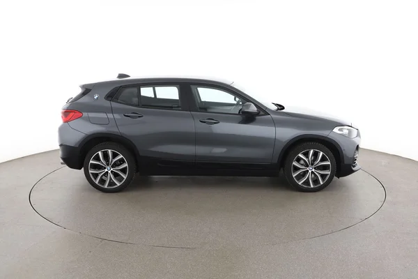 BMW X2 (2018) — foto 13 van 16