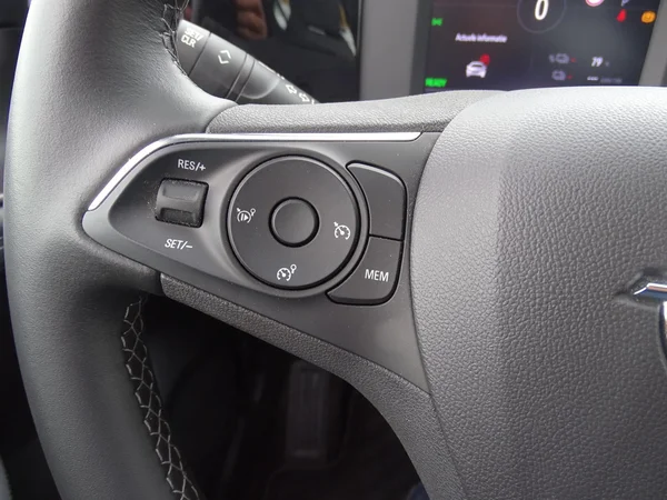 Opel Mokka (2024) — foto 11 van 24