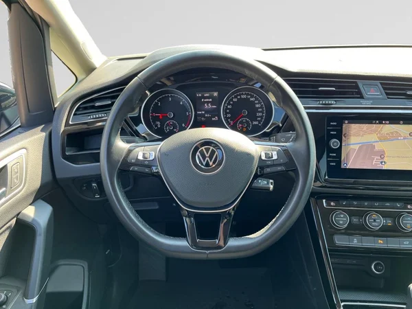 VOLKSWAGEN Touran Dsl (2022) — foto 2 van 22