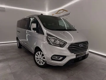 Ford Tourneo Custom 99250126-3003-47c1-a749-d4ef8a93721e