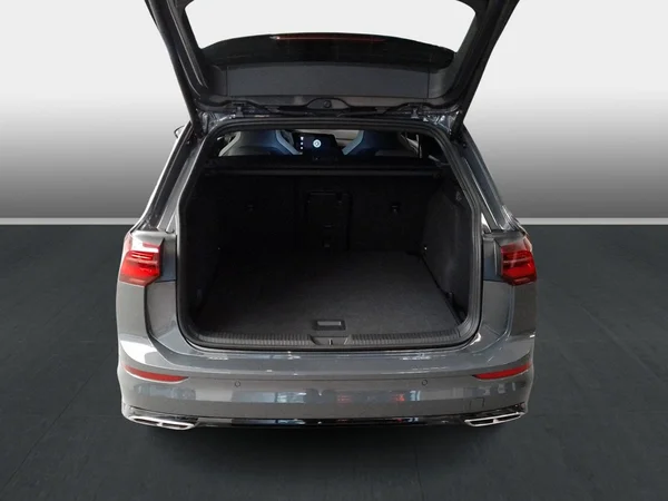 VOLKSWAGEN Golf VIII SW (2024) — foto 15 van 15