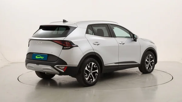Kia Sportage (2022) — foto 17 van 21