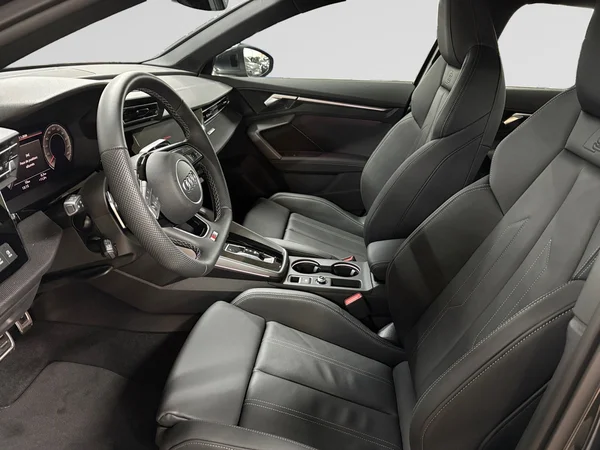 AUDI A3 Alltstreet (2025) — foto 8 van 21