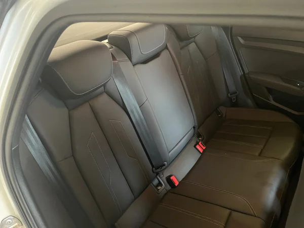 AUDI A3 Sportback (2024) — foto 6 van 20