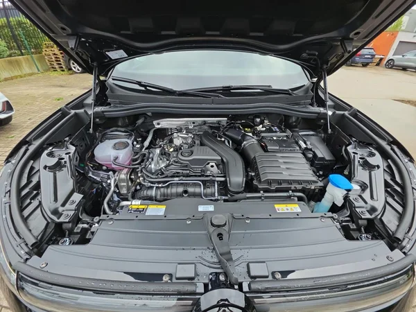 VOLKSWAGEN Tiguan (2026) — foto 15 van 24