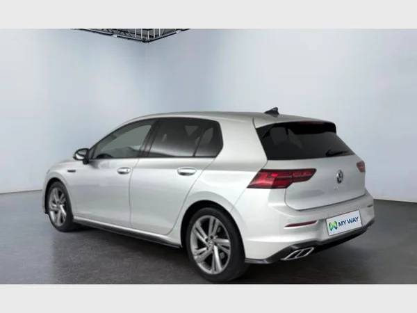 Volkswagen Golf VIII (2023) — foto 18 van 21