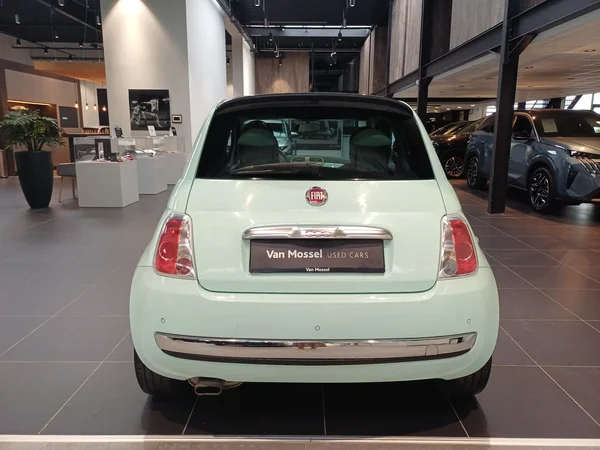 Fiat 500 (2015) — foto 20 van 22