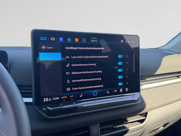 VOLKSWAGEN T-Roc (2025) — foto 3 van 20