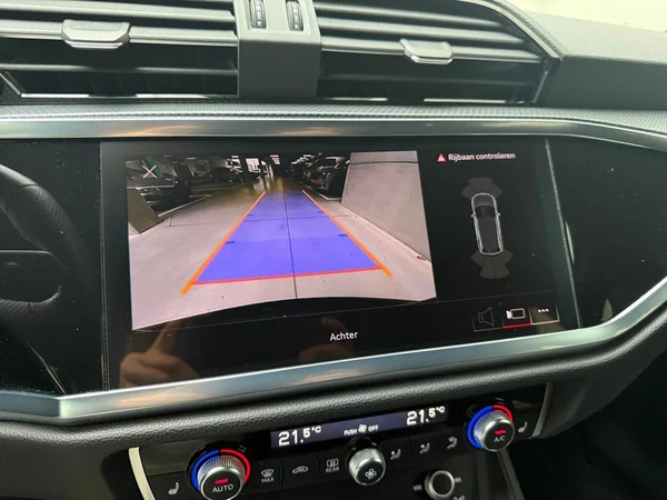 AUDI Q3 (2023) — foto 16 van 18