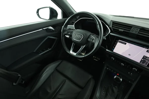 Audi Q3 (2021) — foto 4 van 16