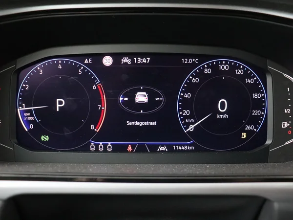 VOLKSWAGEN T-Roc (2025) — foto 5 van 18