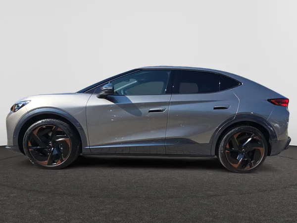 CUPRA Tavascan (2024) — foto 12 van 24