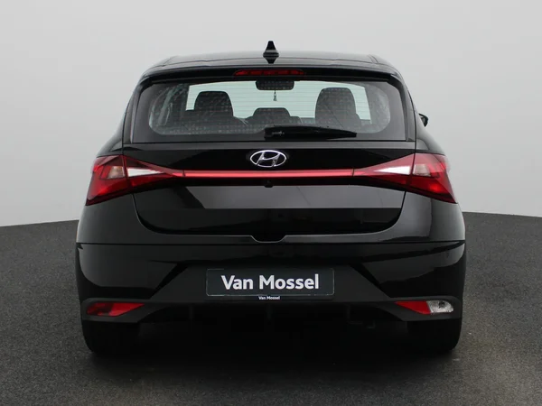 Hyundai i20 (2021) — foto 36 van 39