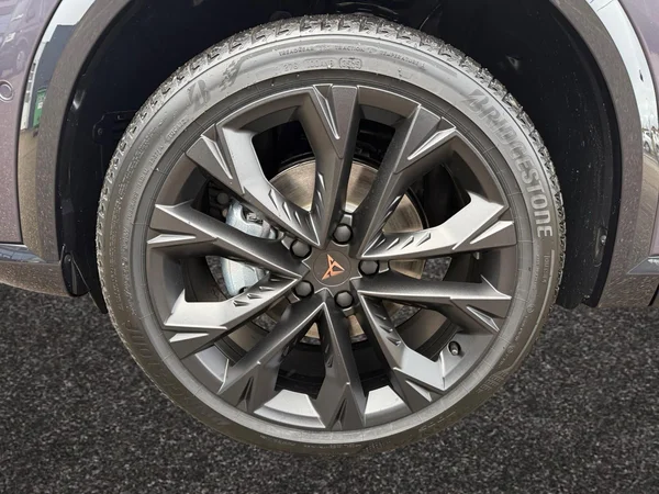 CUPRA Formentor e-Hybrid (PHEV) (2025) — foto 11 van 19