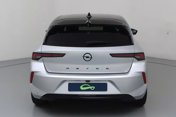 Opel Astra (2024) — foto 27 van 32