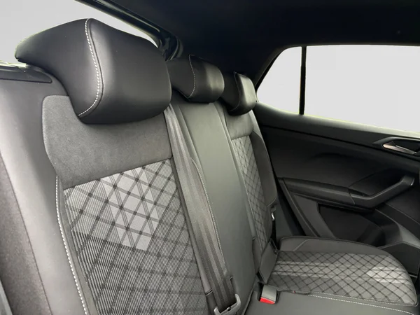 VOLKSWAGEN T-Cross (2025) — foto 11 van 24