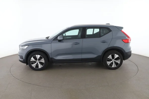 Volvo XC40 (2021) — foto 9 van 16