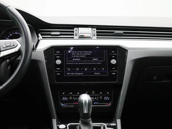 Volkswagen Passat (2024) — foto 42 van 42