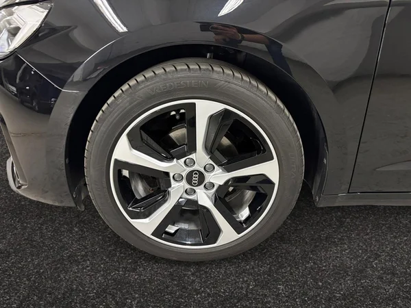 AUDI A1 Sportback (2023) — foto 11 van 14