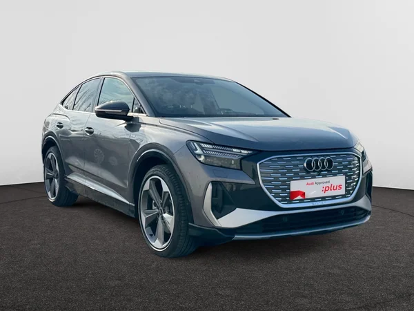 AUDI Q4 Sportback e-tron (2025) — foto 21 van 22