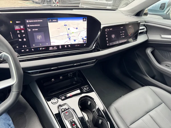 AUDI A5 Avant e-hybrid (PHEV) (2026) — foto 5 van 23