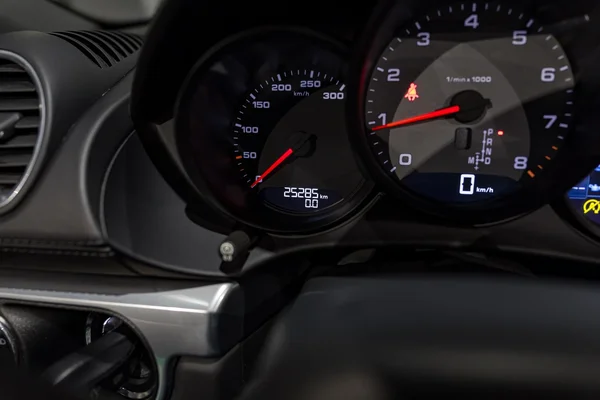 Porsche 718 (2020) — foto 19 van 37