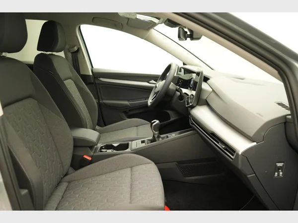 VOLKSWAGEN Golf VIII (2026) — foto 3 van 27