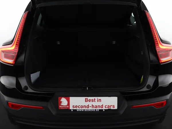 VOLVO XC40 (2021) — foto 8 van 29