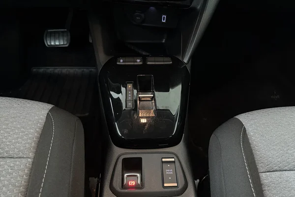 Opel Corsa (2025) — foto 4 van 20