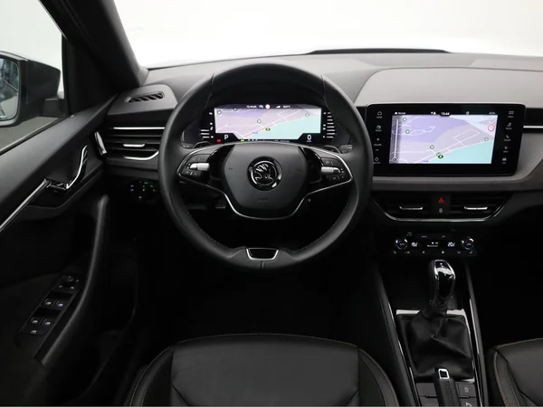 SKODA Kamiq (2024) — foto 5 van 23