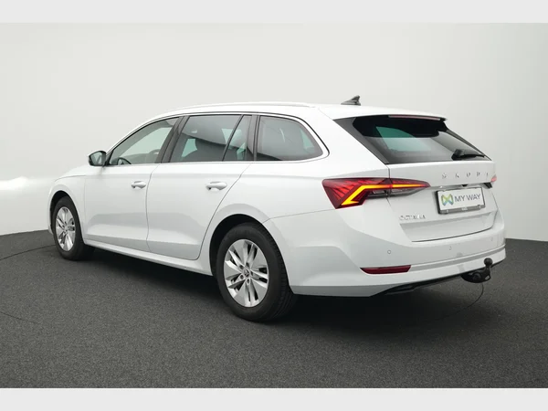 SKODA Octavia Combi (2024) — foto 19 van 29