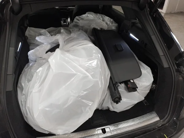 AUDI A4 Avant (2021) — foto 3 van 23