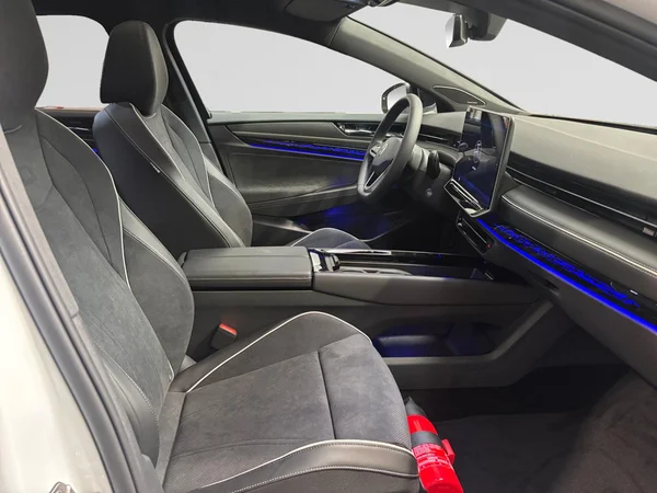 VOLKSWAGEN ID.7 Tourer (2026) — foto 8 van 24
