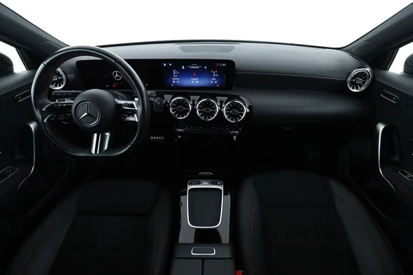 Mercedes-Benz A-Klasse (2023) — foto 3 van 16
