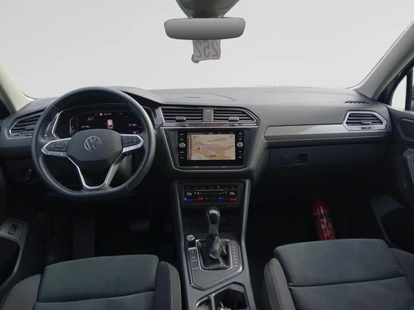 VOLKSWAGEN Tiguan Allspace (2022) — foto 8 van 21