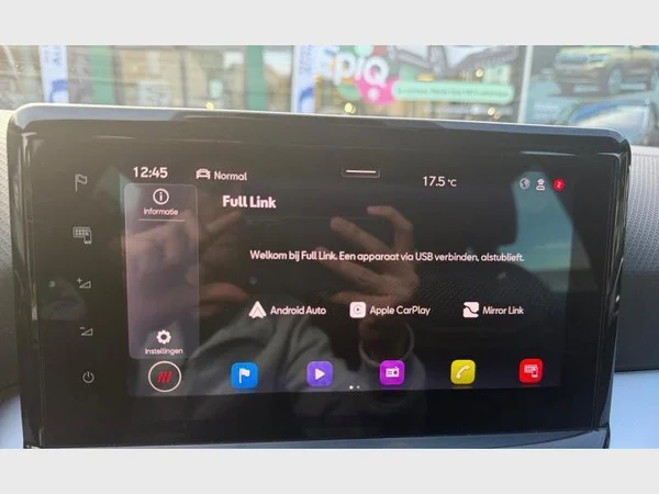 Seat Arona (2023) — foto 6 van 29