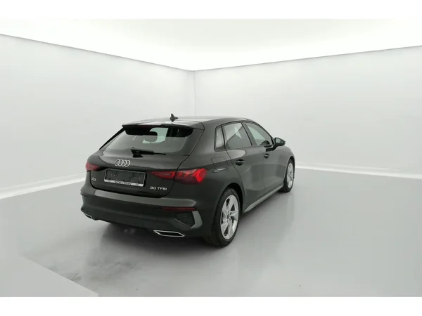 AUDI A3 Sportback (2022) — foto 6 van 36