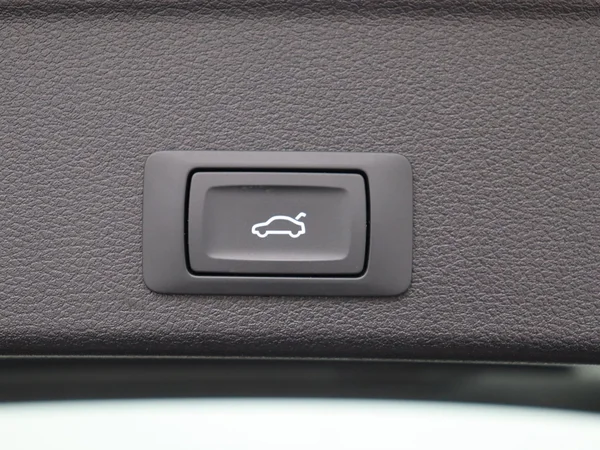AUDI A4 Avant (2023) — foto 6 van 16