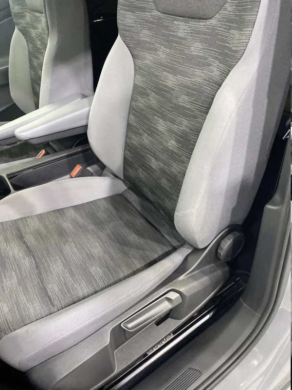 Volkswagen ID.4 (2021) — foto 52 van 56