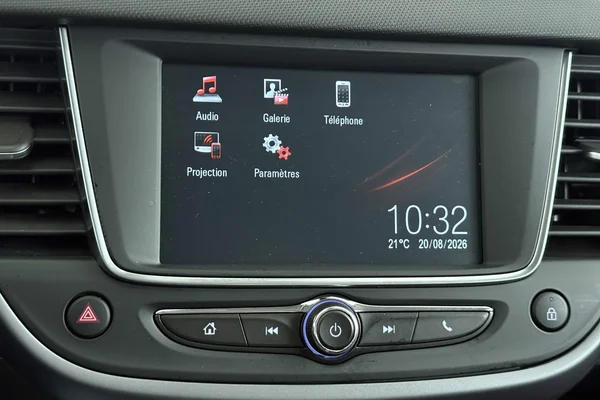 Opel Crossland (2022) — foto 8 van 26
