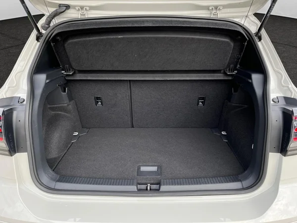 VOLKSWAGEN T-Cross (2025) — foto 18 van 21