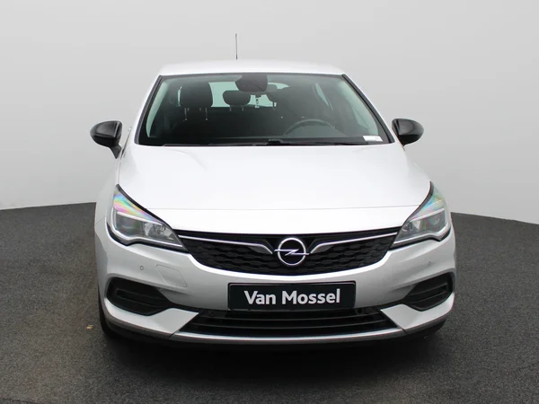 Opel Astra (2021) — foto 23 van 36