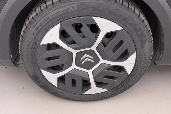 Citroen C4 (2023) — foto 21 van 32