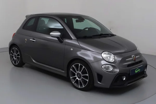 Abarth 595 (2021) — foto 25 van 27