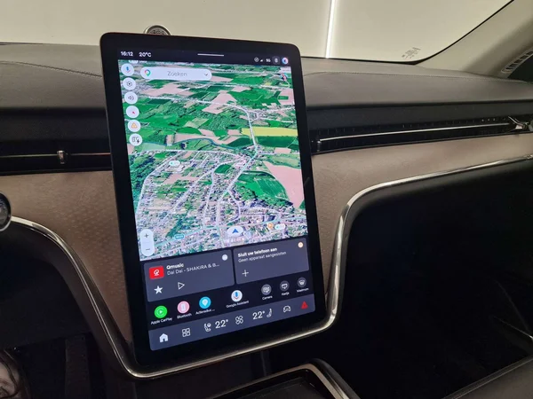 Volvo EX90 (2025) — foto 4 van 17