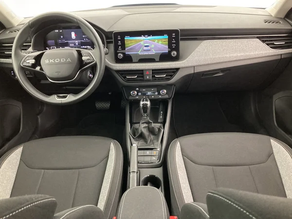 SKODA Kamiq (2025) — foto 30 van 36