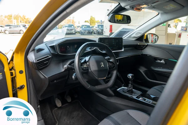 Peugeot 208 (2021) — foto 18 van 31